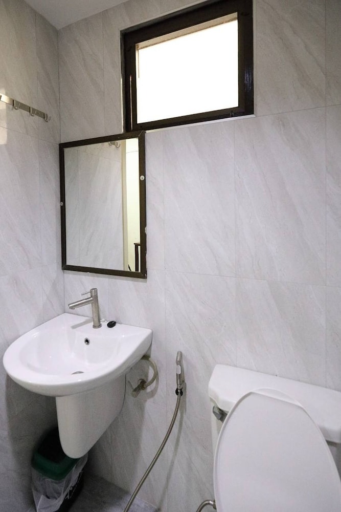 Standard Double Room - Photo 22