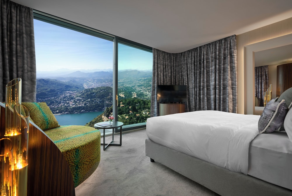 SOLE LUXURY ROOM WITH SPECTACULAR VIEW