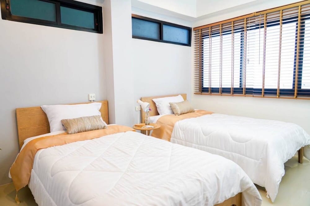 Deluxe Twin Room photo 1