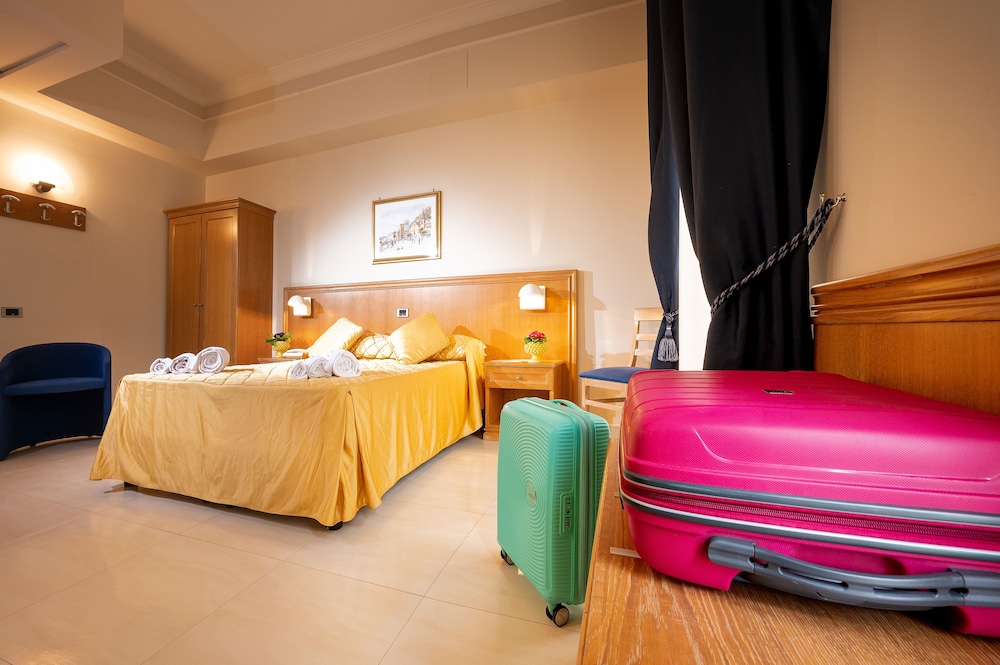 Basic Room - Photo 2