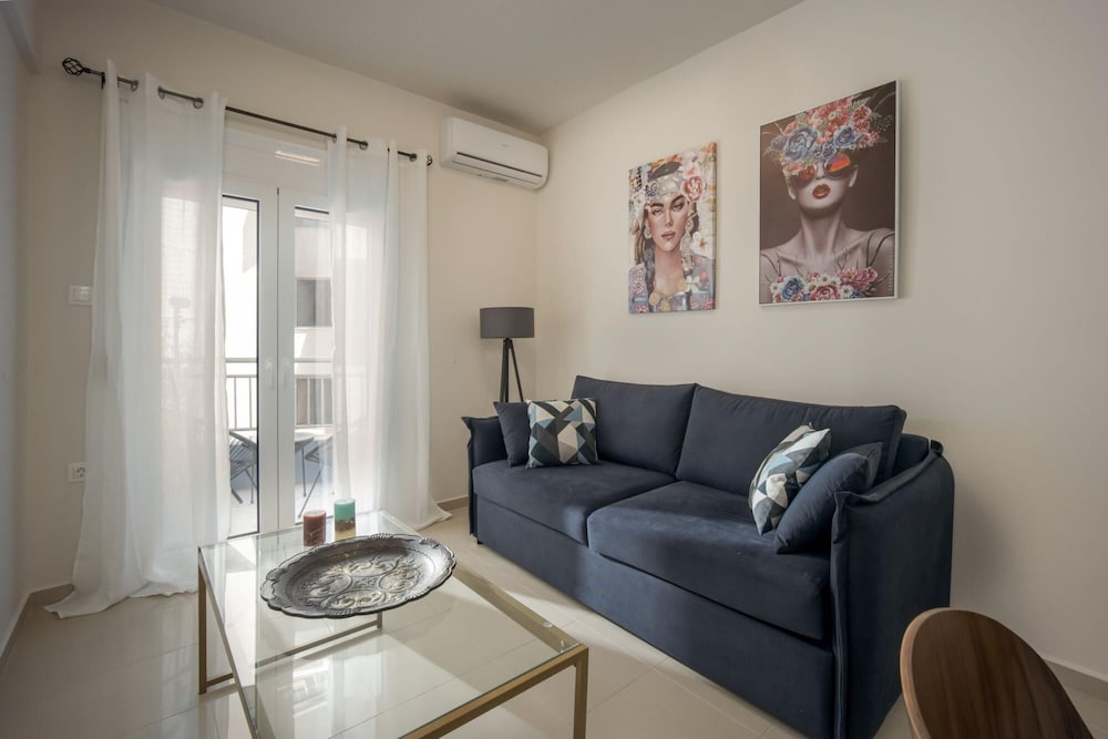 Apartment photo 1