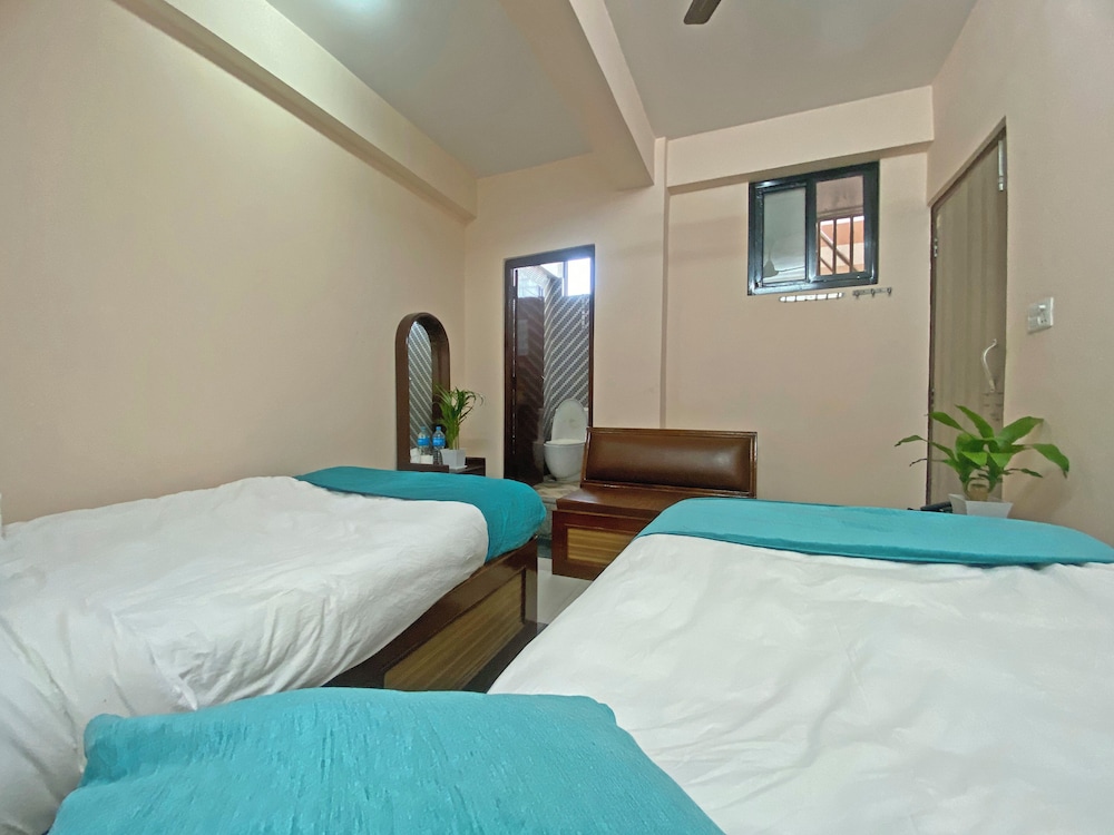 Standard Double Room - Photo 4