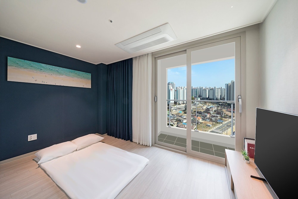 [Breakfast for 2 PKG] City View Standard Family Ondol photo 2