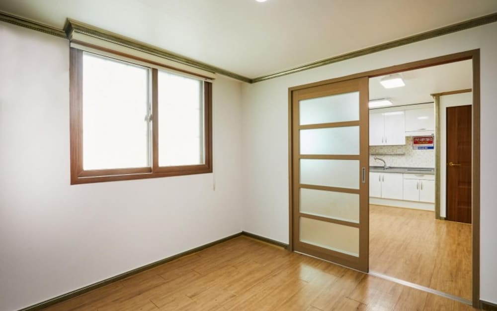 Room (Room 204 Two Room (Ondol)) photo 2