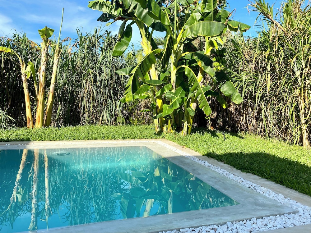 Luxury Villa, Patio, Garden View photo 2