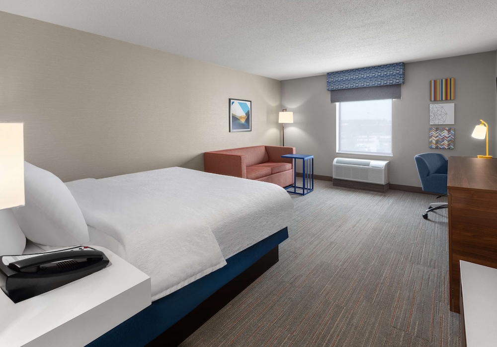 Room, 1 King Bed, Accessible, Hearing Impaired, Non Smoking photo 2