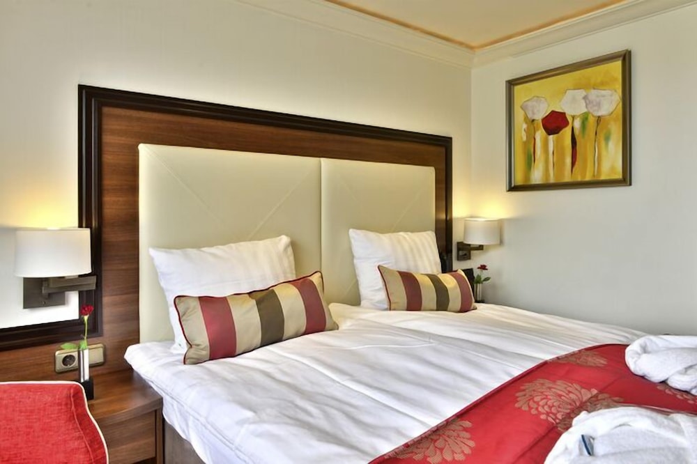 Standard Double Room, City View photo 2