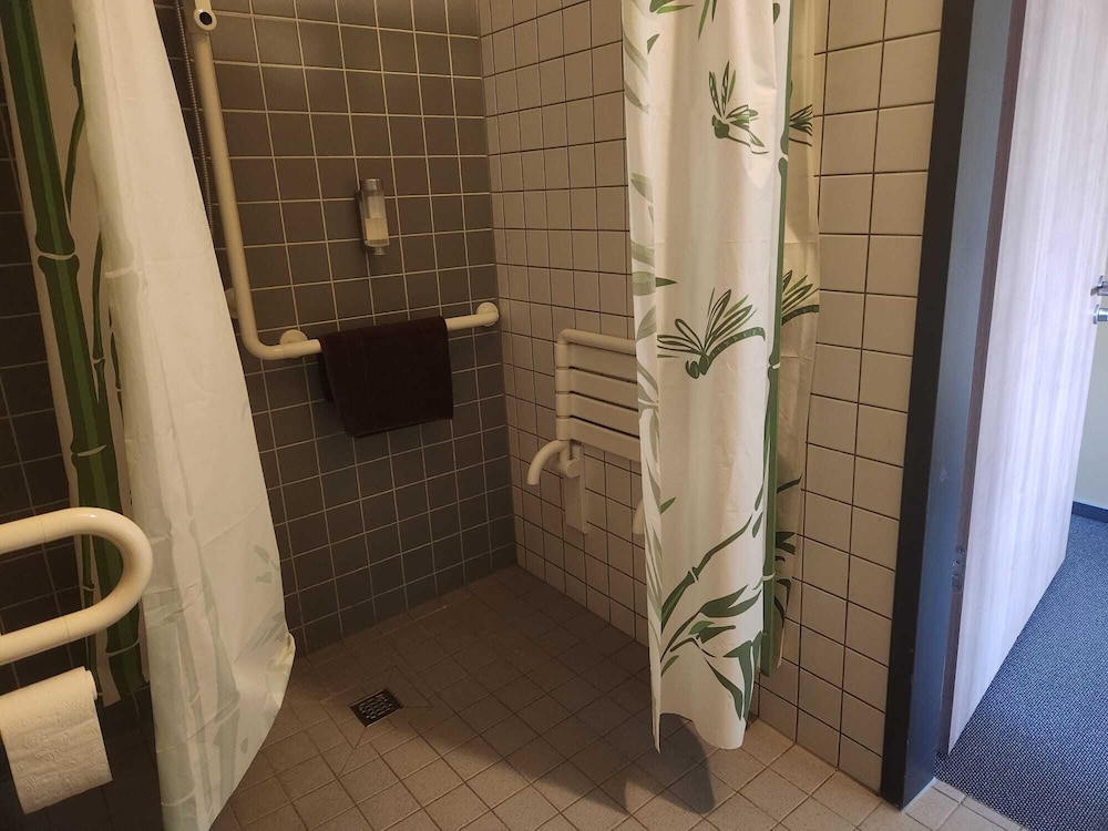 Deluxe Double Room, Accessible photo 2