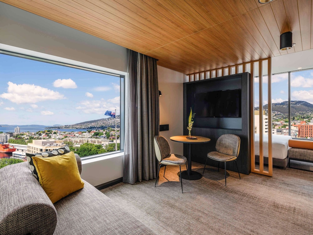 Suite, Harbour View