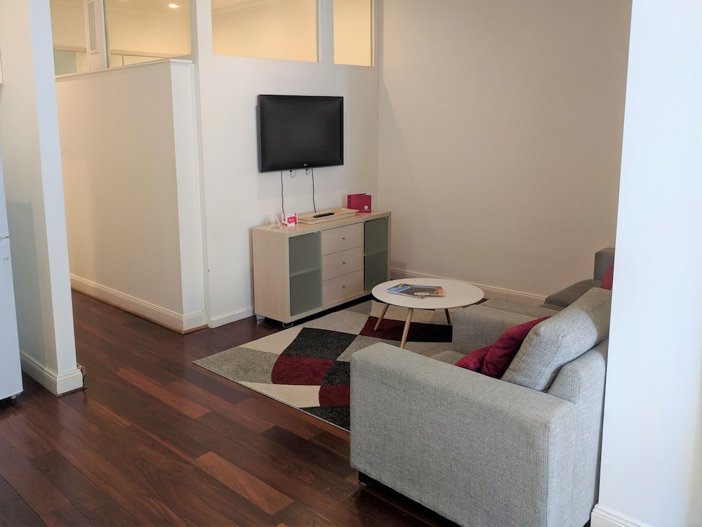 Junior Apartment with Two Bedrooms - Photo 7