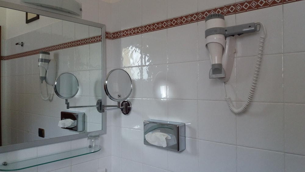 Superior Double Room, Hill View - Photo 11