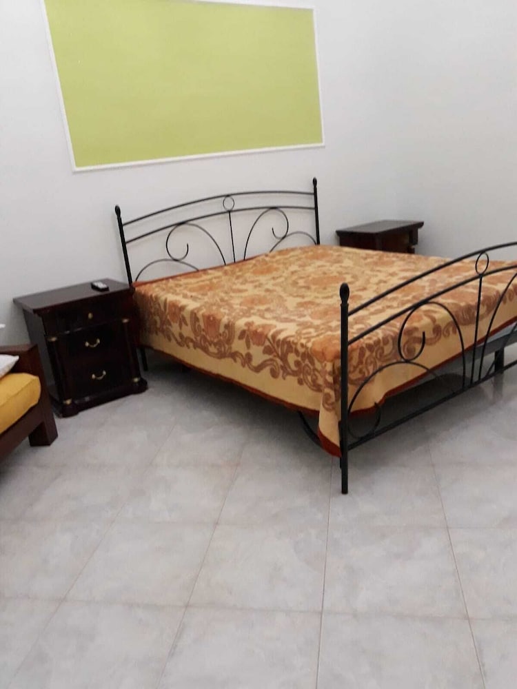 Deluxe Double Room, Private Bathroom (2 Adults)