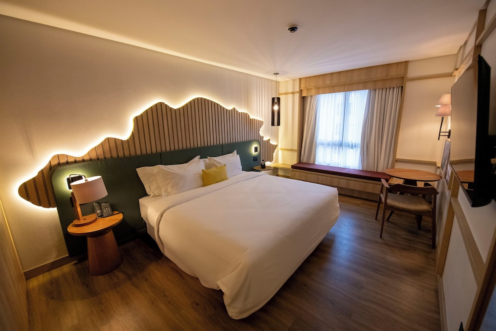 Premium Double Room, City View