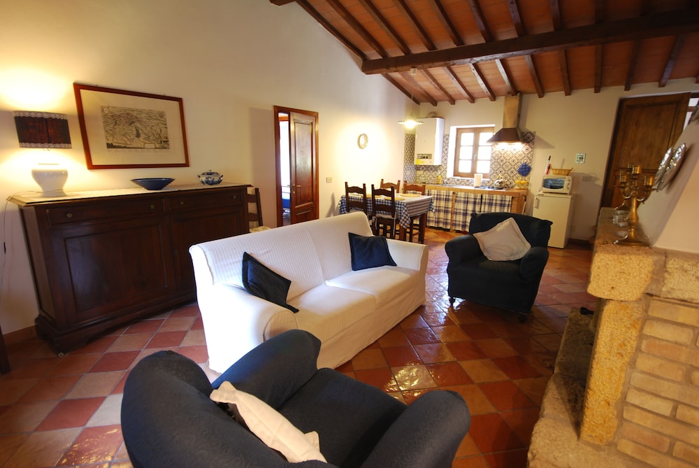 Apartment, 2 Bedrooms (5 pax) photo 1