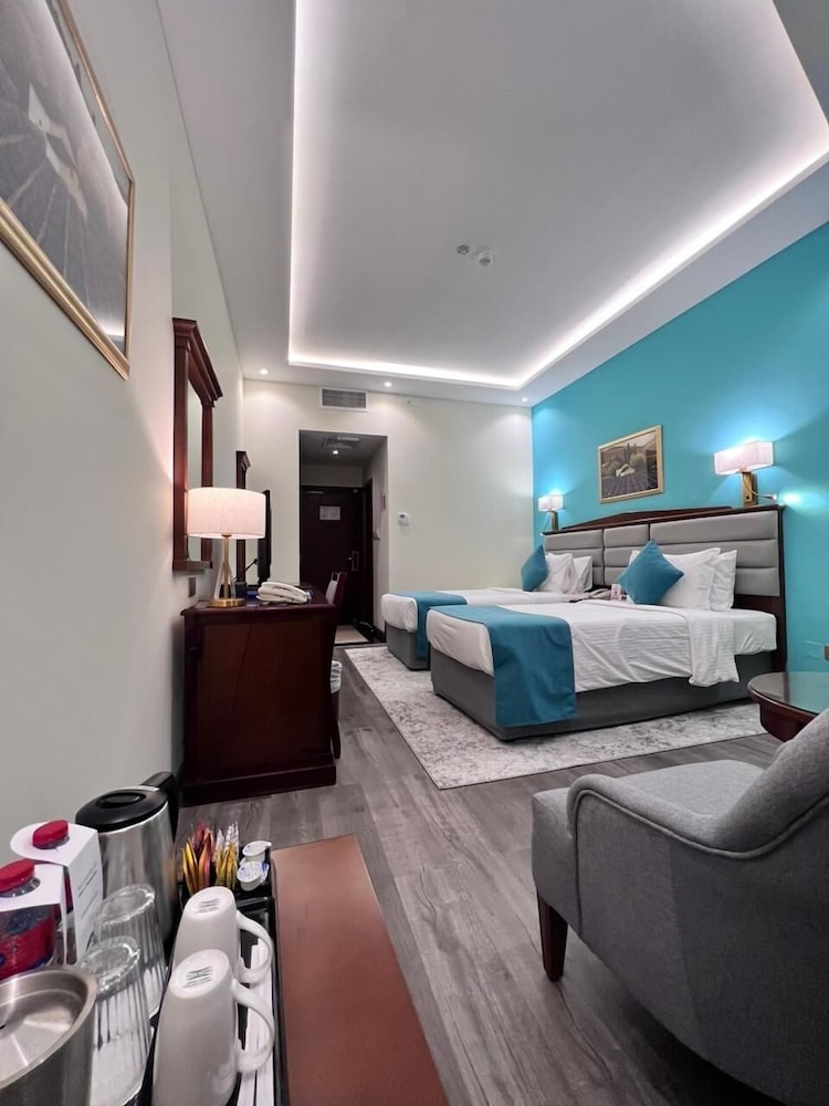 Standard Room, 2 Twin Beds, Smoking photo 2