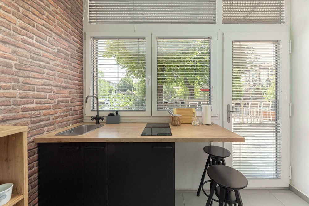 City Studio Suite, Garden View photo 1