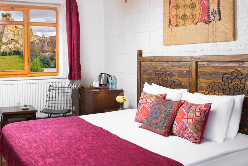 Standard Room photo 3