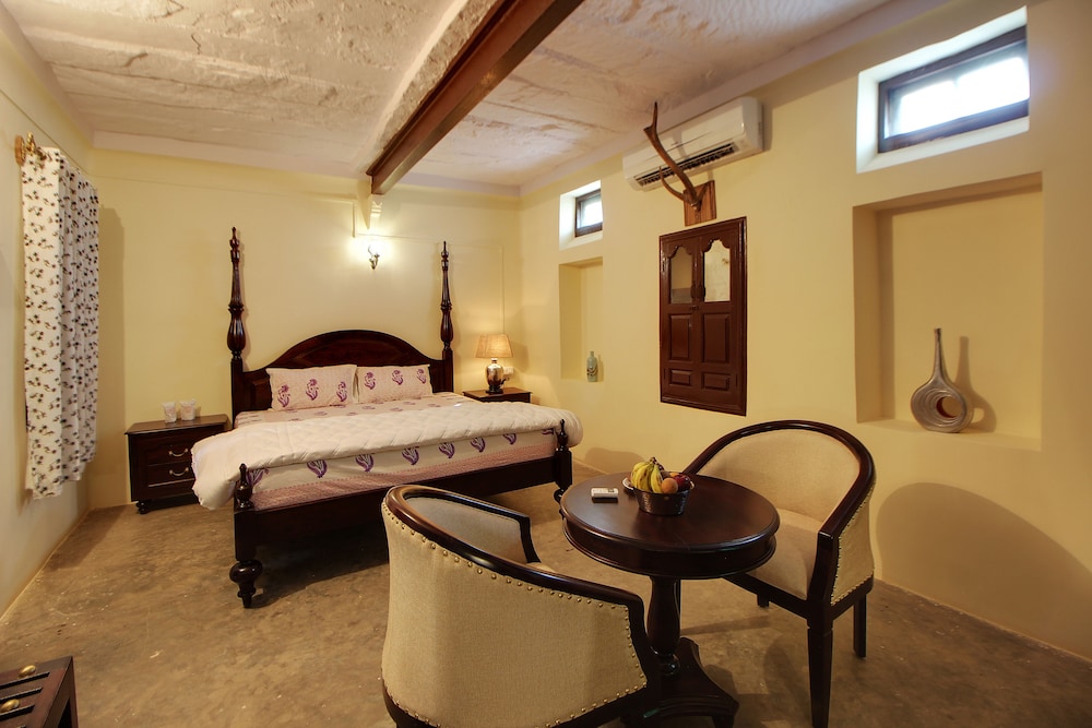 Heritage Deluxe Room photo 3