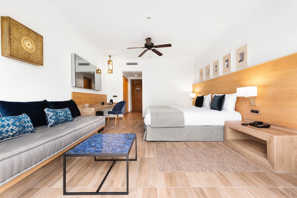 Standard Double Room, Balcony, Garden View photo 2