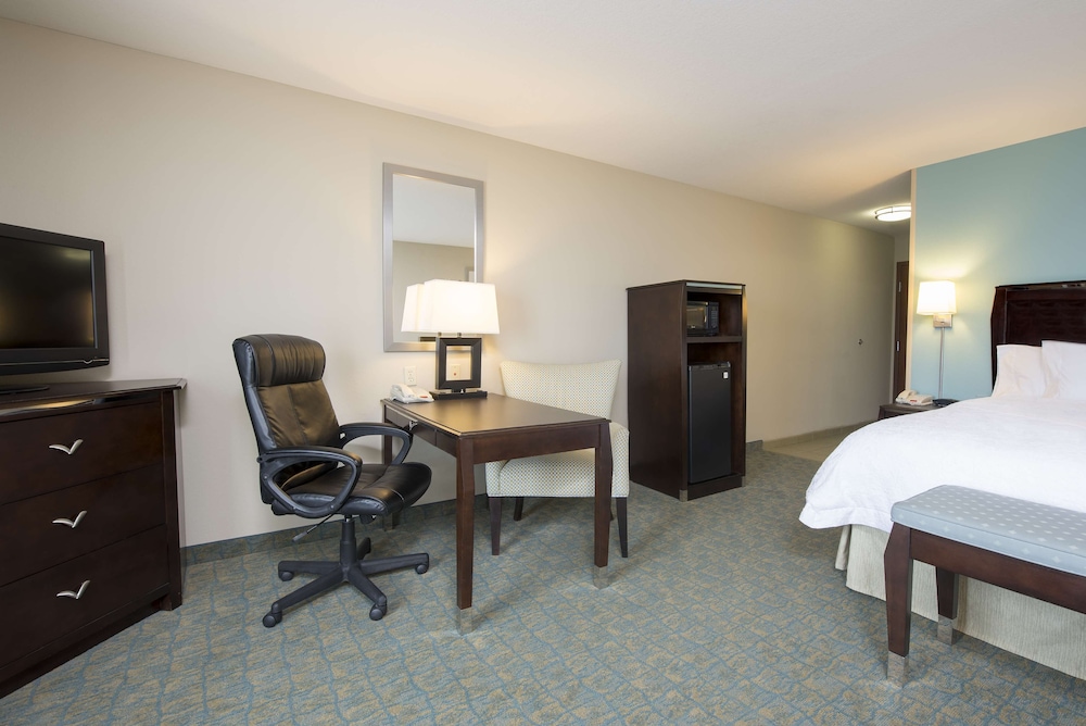 Room, 1 King Bed, Accessible - Photo 1