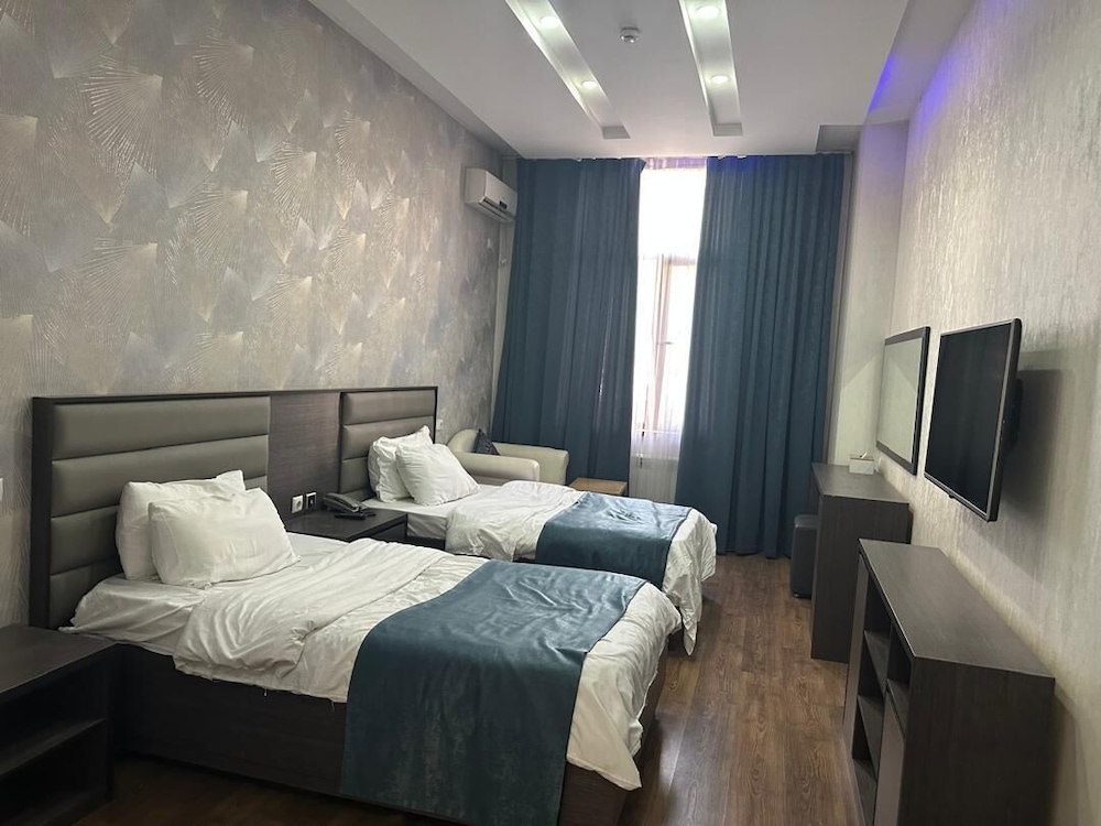Luxury Twin Room, Courtyard View