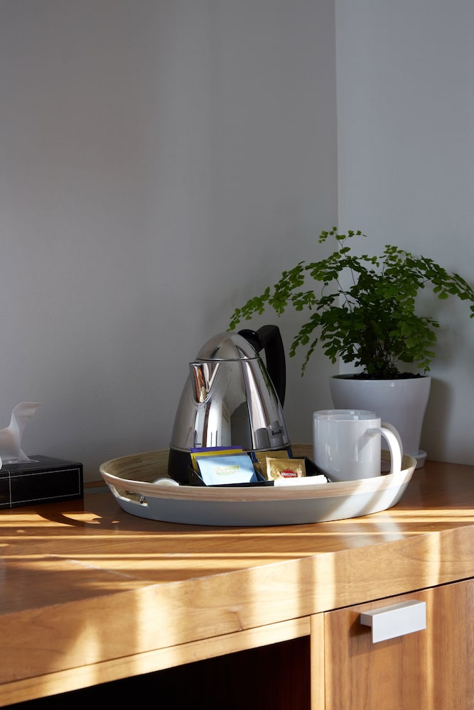 Studio Apartment - Photo 4