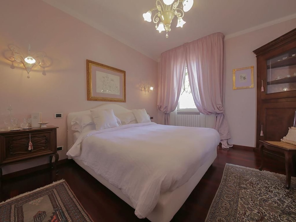 Basic Double Room, Private Bathroom, Garden View photo 1