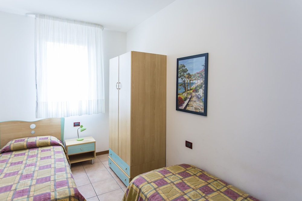 Standard Duplex, 2 Bedrooms