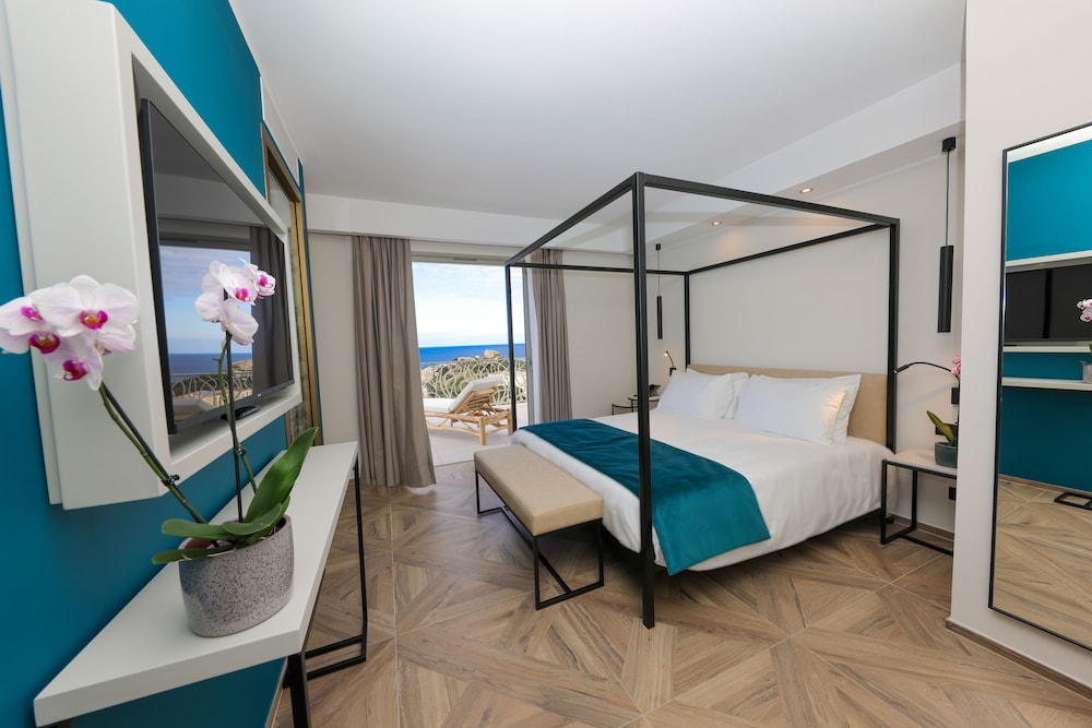 Honeymoon Double Room, Sea View - Photo 1