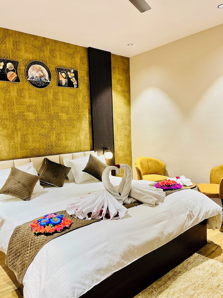 Luxury Double Room photo 1