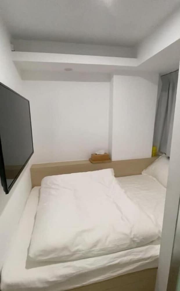 Junior Room