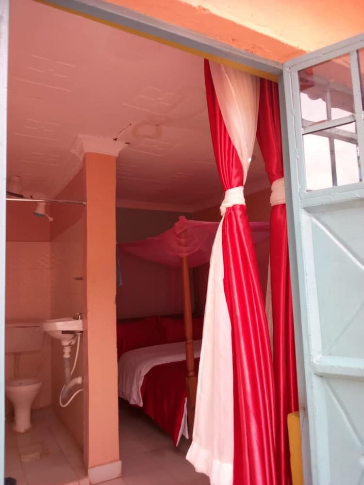 Standard Room photo 3