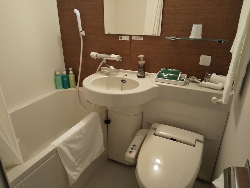 Small Double Room, Non Smoking - Photo 2