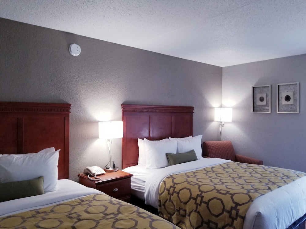 Room, 2 Queen Beds, Non Smoking - Photo 2