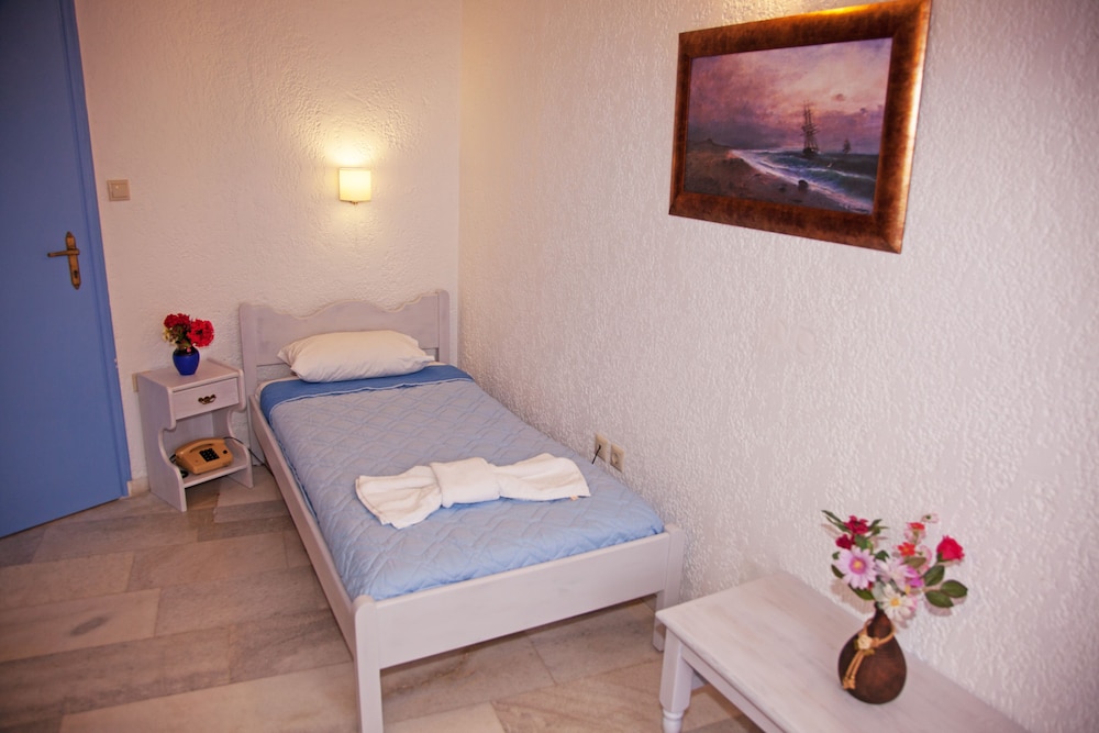 Single Room photo 3