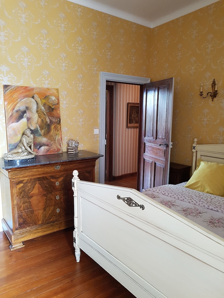 Classic Double Room (Jaune) photo 3