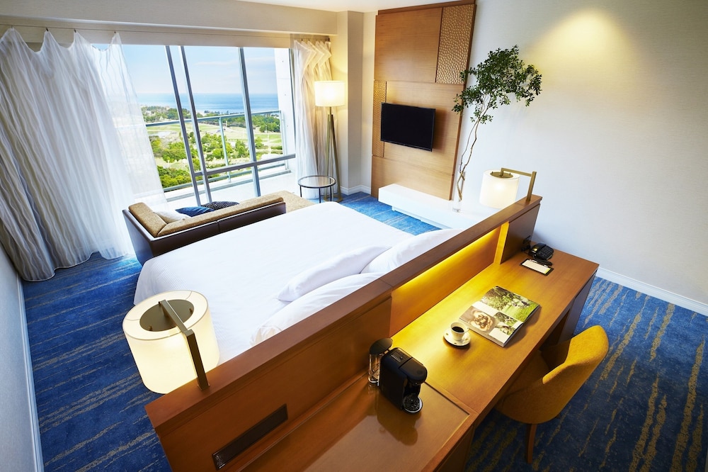 Precious Floor-Luxury Double Room, Panoramic View, Non Smoking