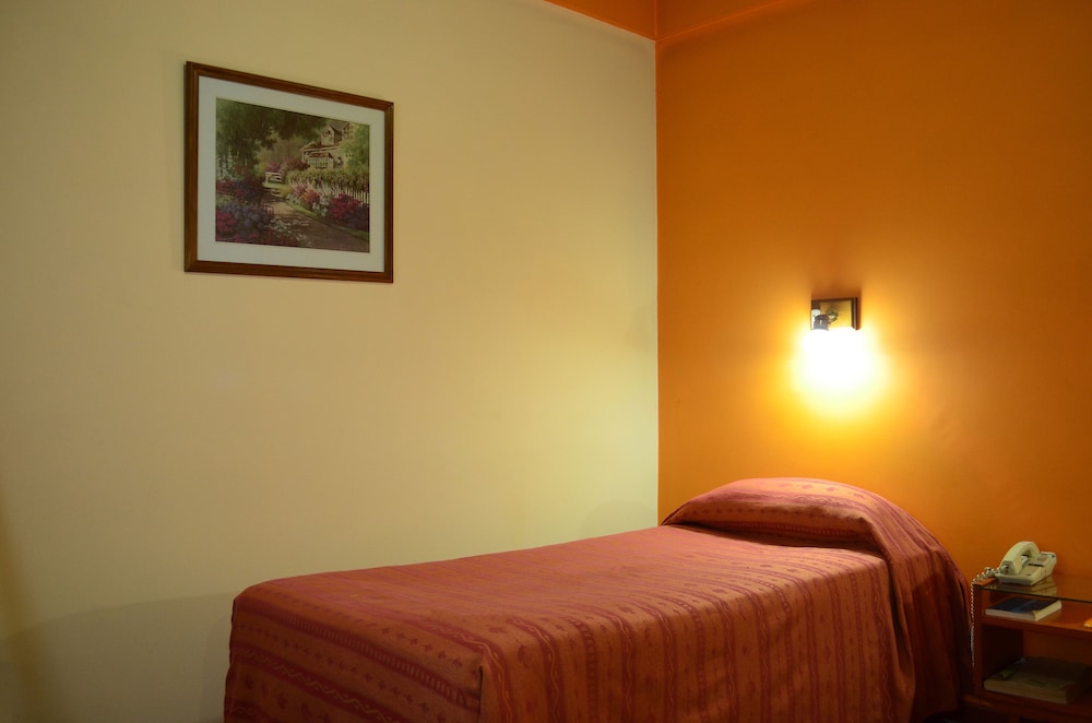 Superior Double Room, 2 Twin Beds, Bathtub, City View photo 1
