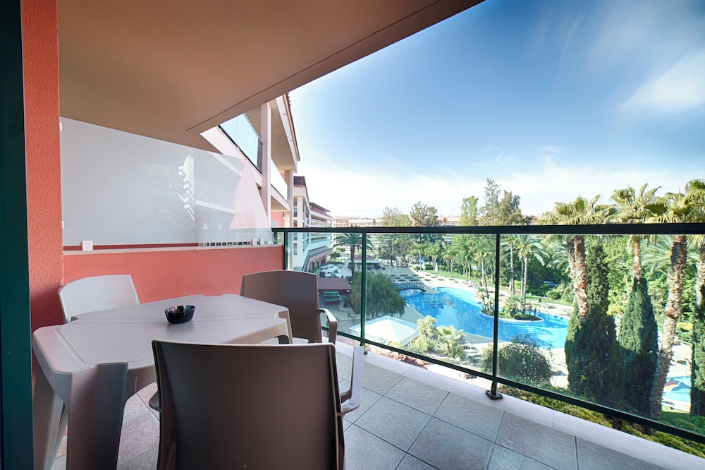 Triple Room (2 Adults and 1 child) - Photo 6