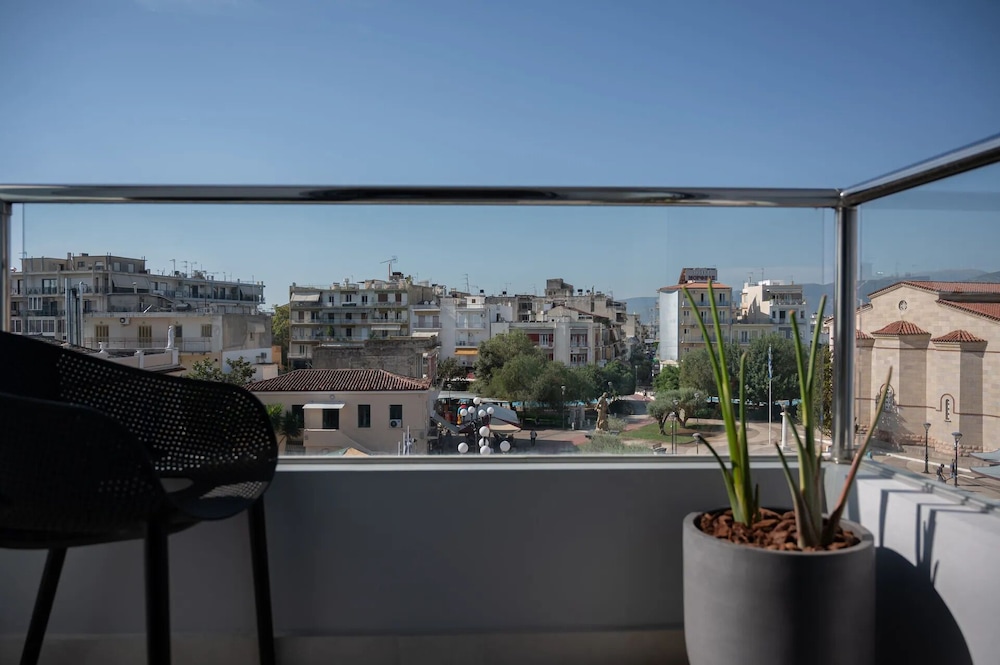 Family Room with Balcony (2 Connecting Rooms)