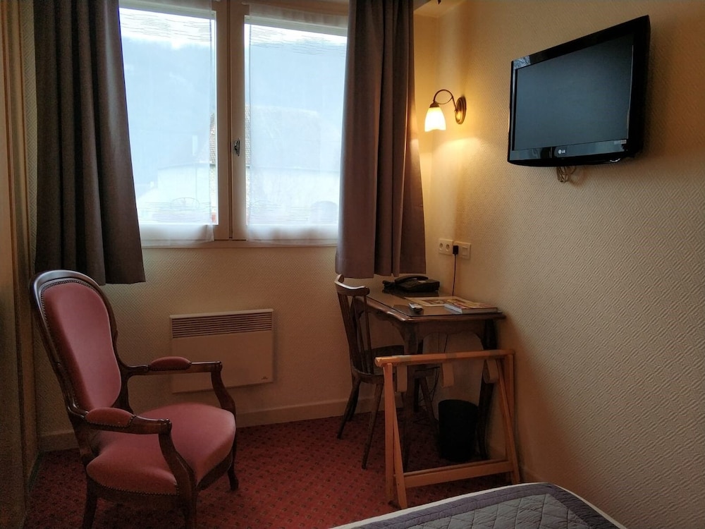 Classic Double Room, Private Bathroom - Photo 2