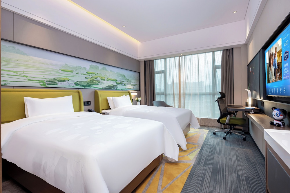 Comfort Twin Room, 2 Double Beds, Private Bathroom, Courtyard View photo 1