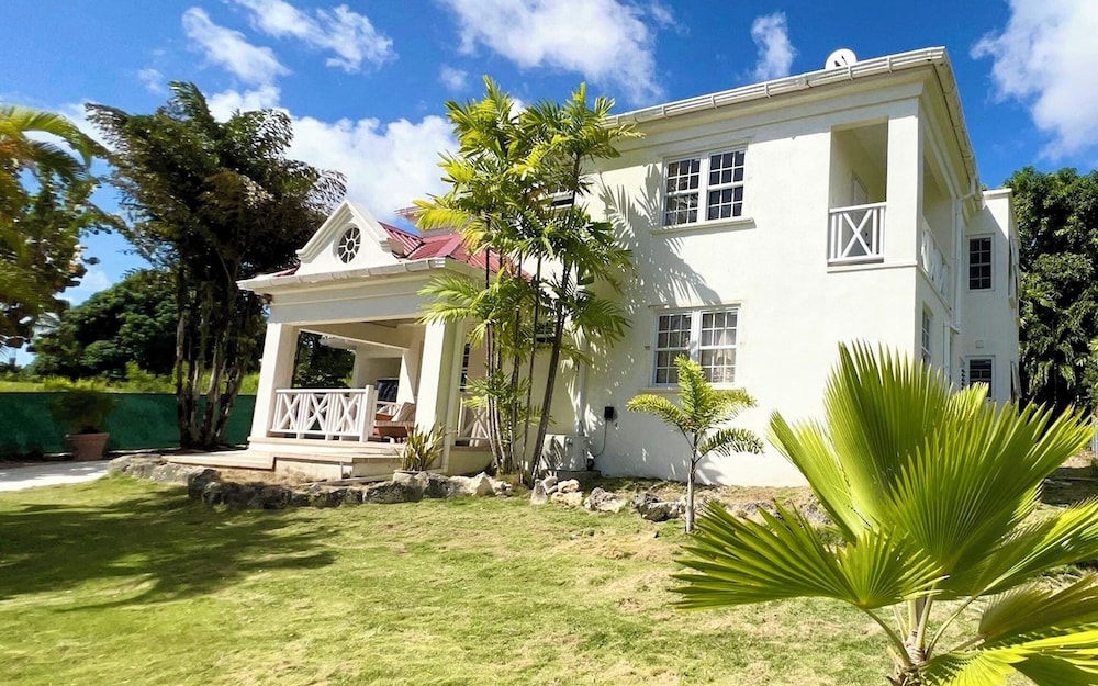 House, 4 Bedrooms, Private Pool, Garden View