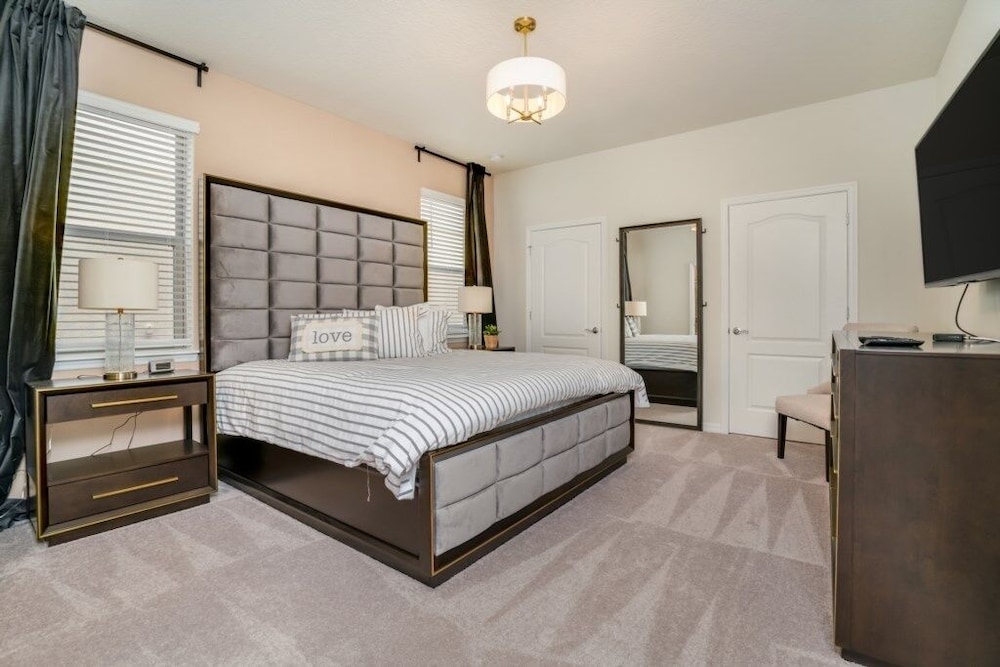 Villa, Multiple Bedrooms