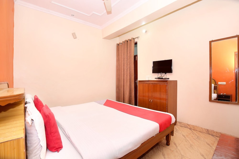 Basic Double Room photo 2