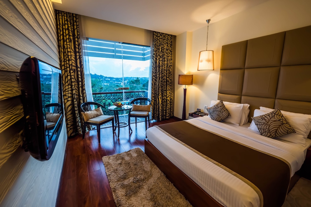 Executive Room