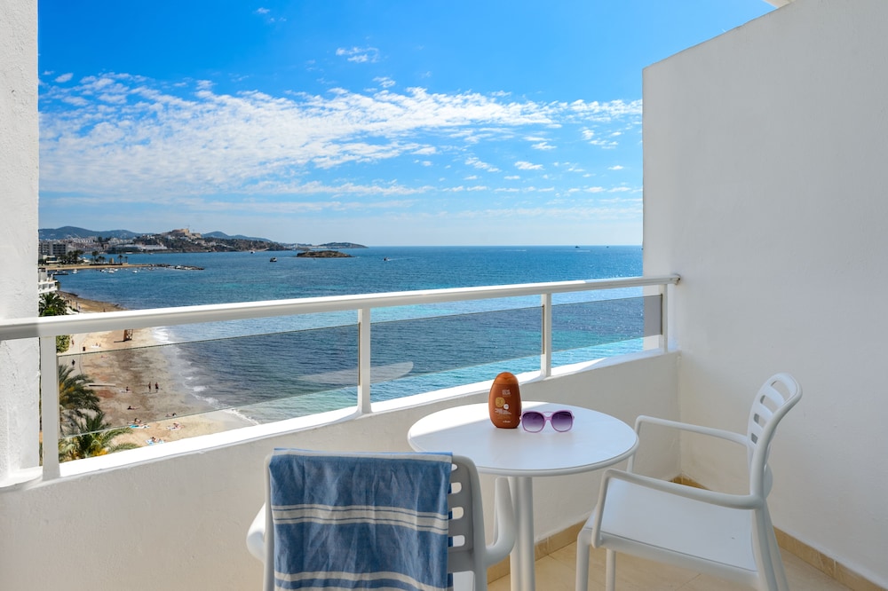 Double Room, Partial Sea View photo 3