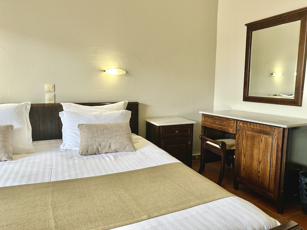 Hermes Double Room with partial sea view