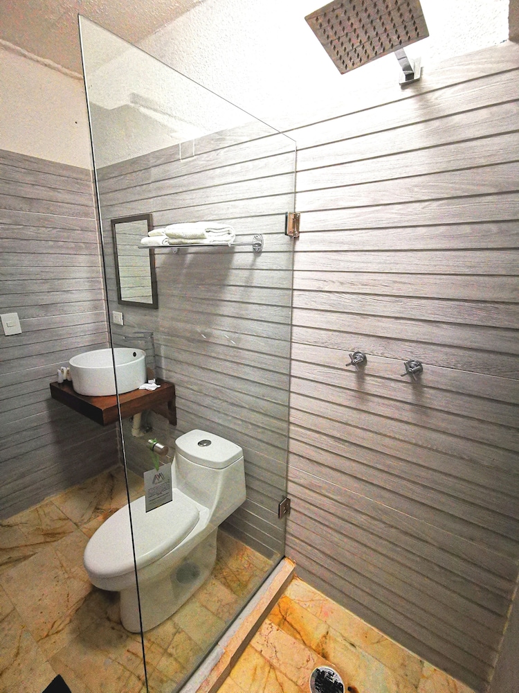 Citrine Suite photo 2