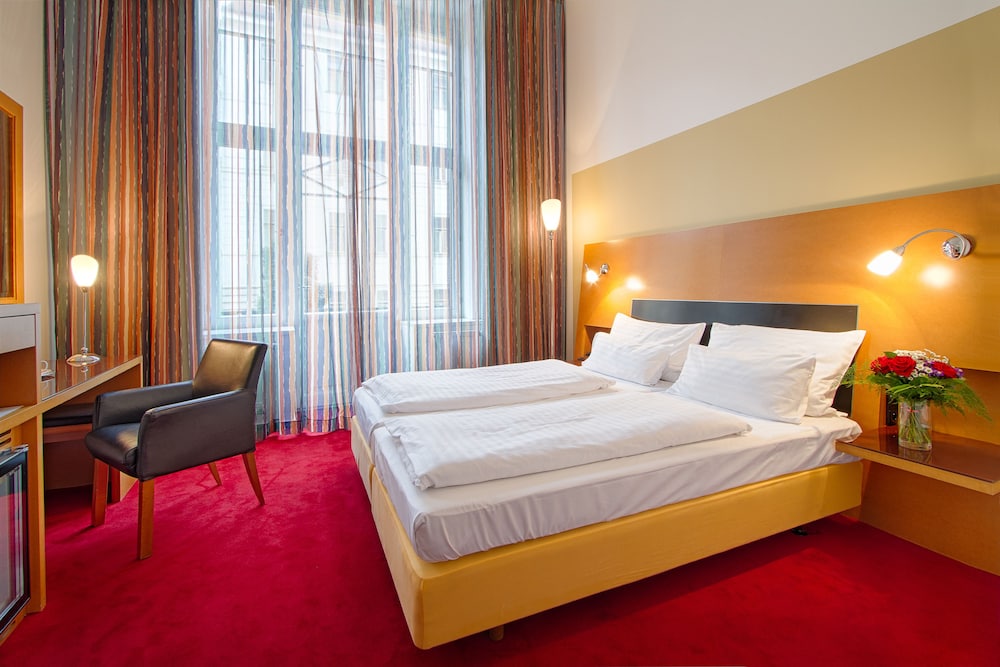 Deluxe Double Room - Photo 2